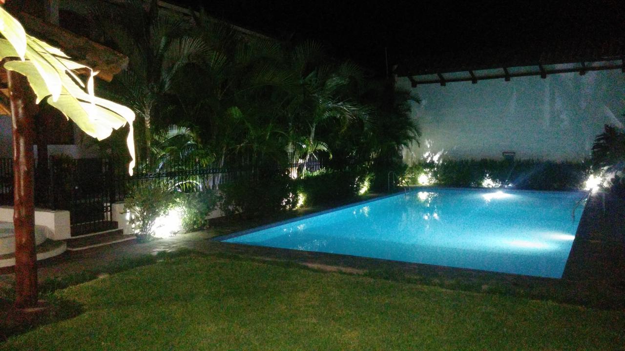 Hotel Cacique Adiact Leon Luaran gambar