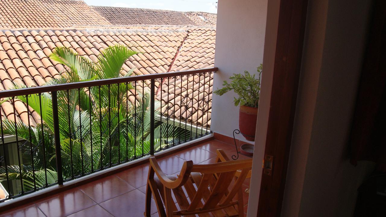 Hotel Cacique Adiact Leon Luaran gambar